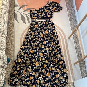 Gorgeous new w/o tags 2 piece set